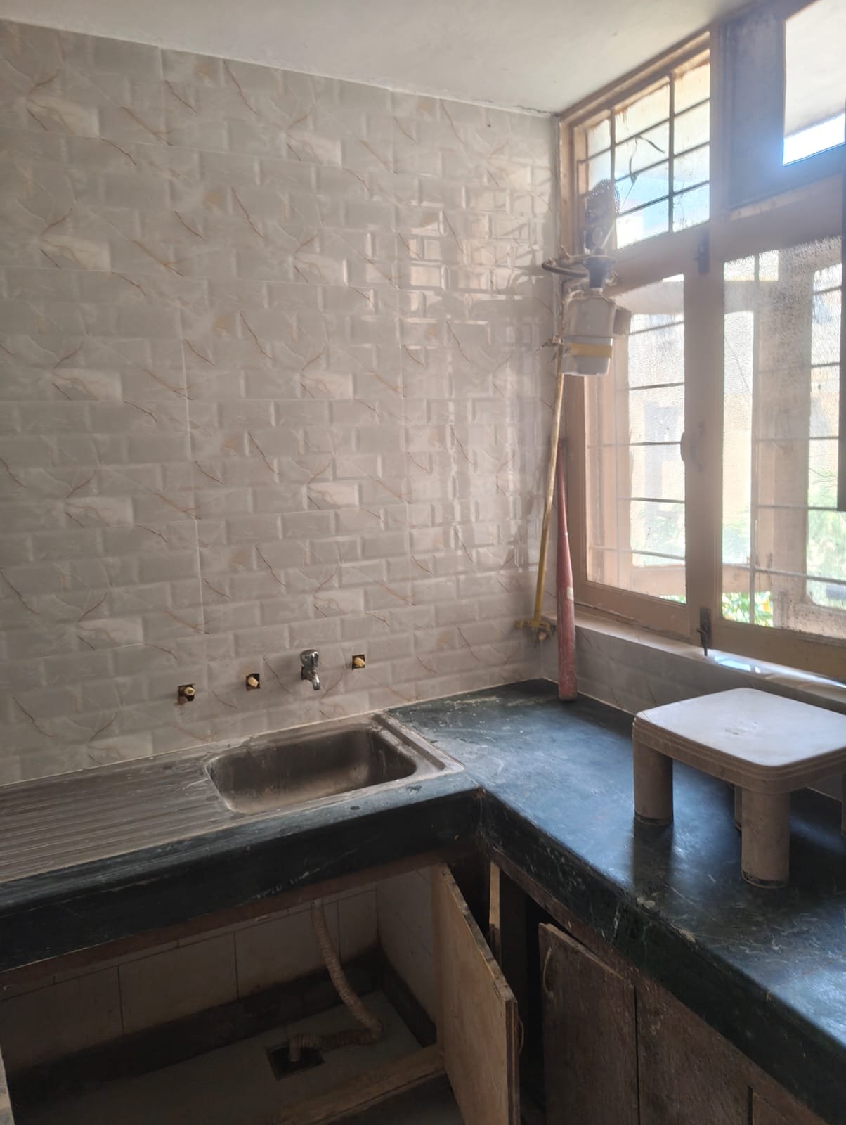 TILES Thekedar Who We Are - Gurugram